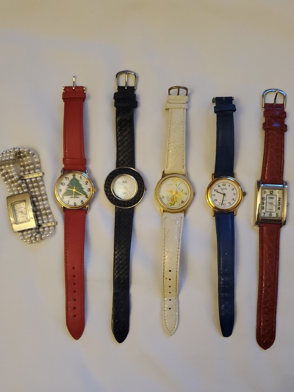 Vintage Women's Wrist Watches Lot Of 6